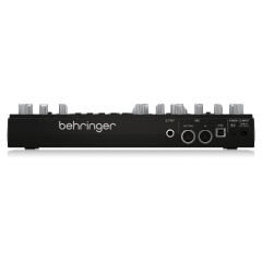 BEHRINGER TD-3-BK Analog Bass Line Synthesizer (Siyah)