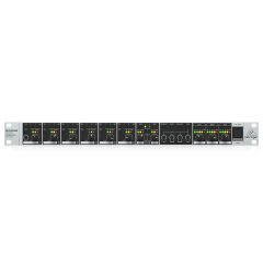 BEHRINGER ZMX8210 / Rackmount Mixer